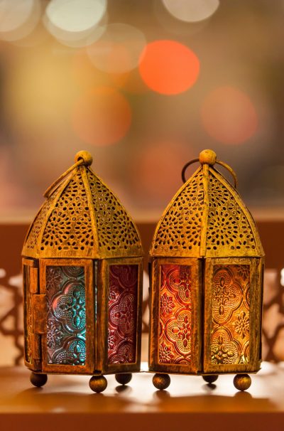 ramadan-kareem-eid-mubarak-arabic-lanterns-2022-11-14-05-05-46-utc